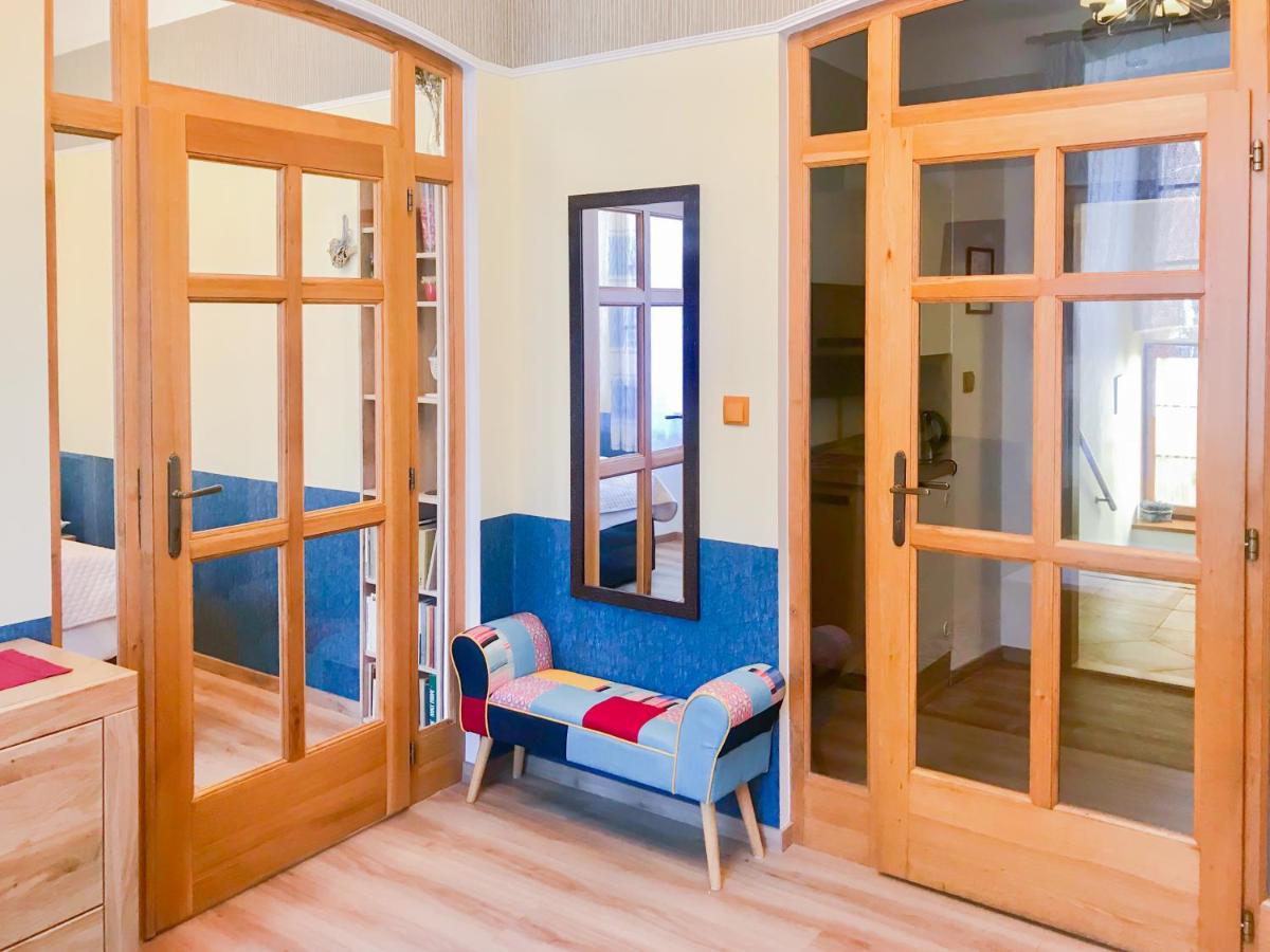 Golden Wood Apartments 比尔森 外观 照片