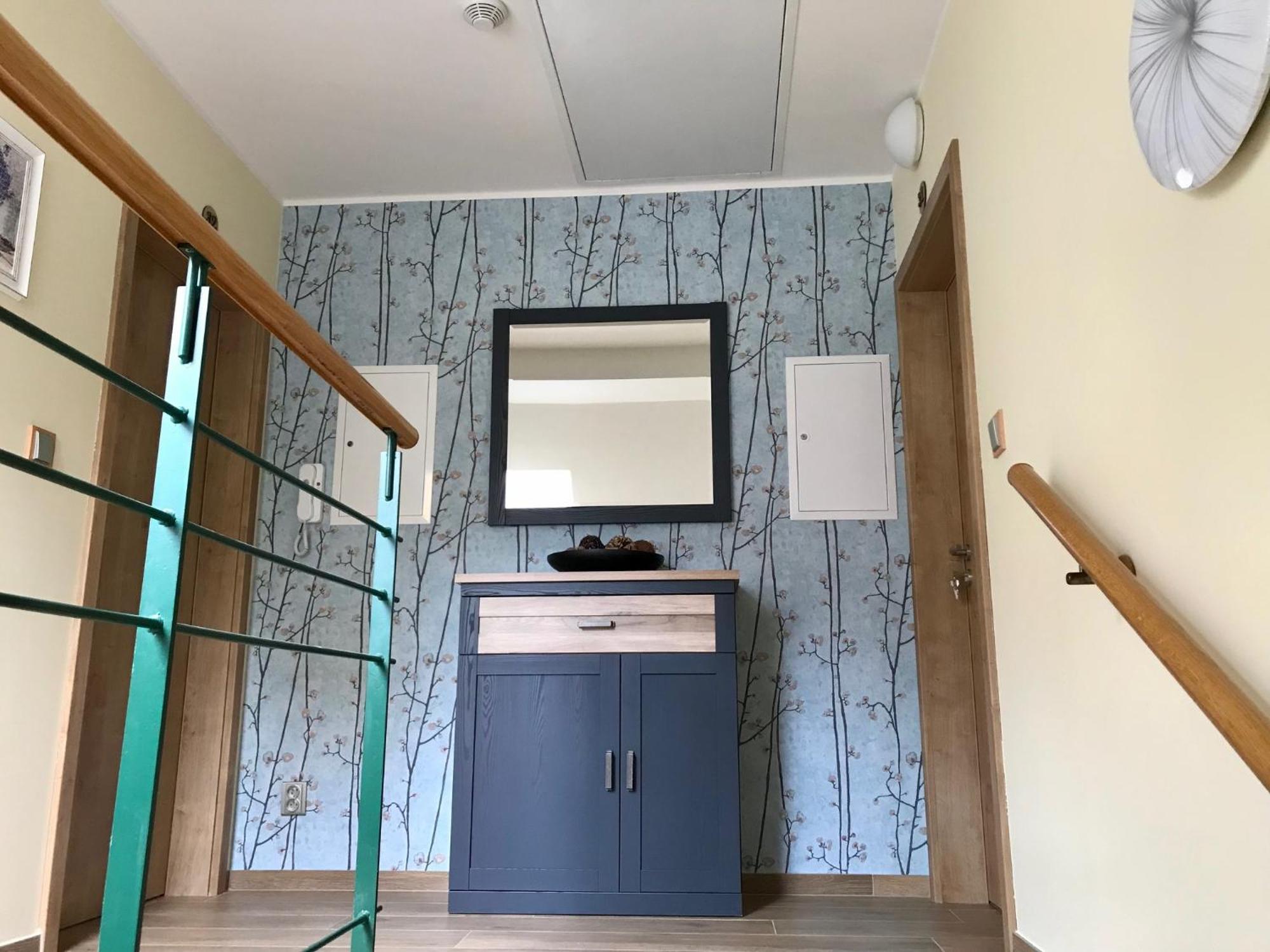 Golden Wood Apartments 比尔森 外观 照片
